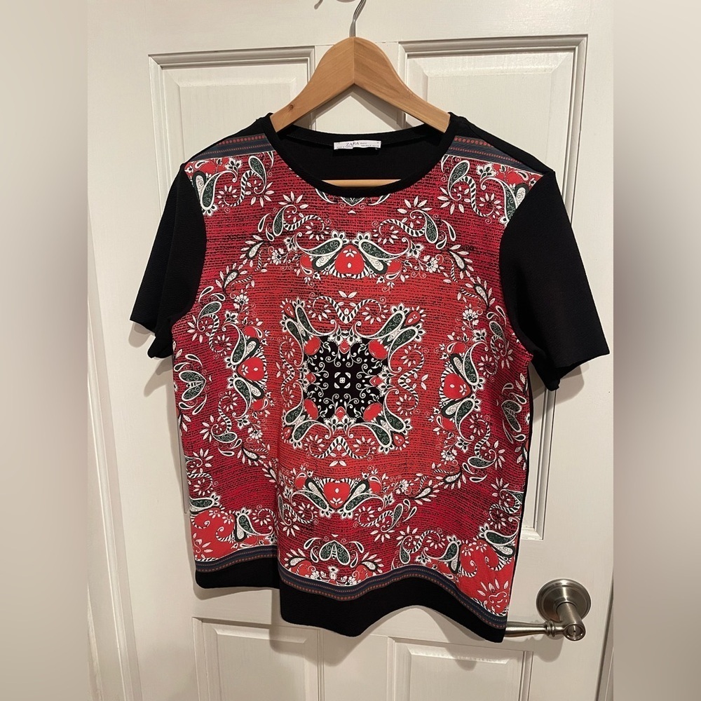 Zara Red and Black Short Sleeve Top M